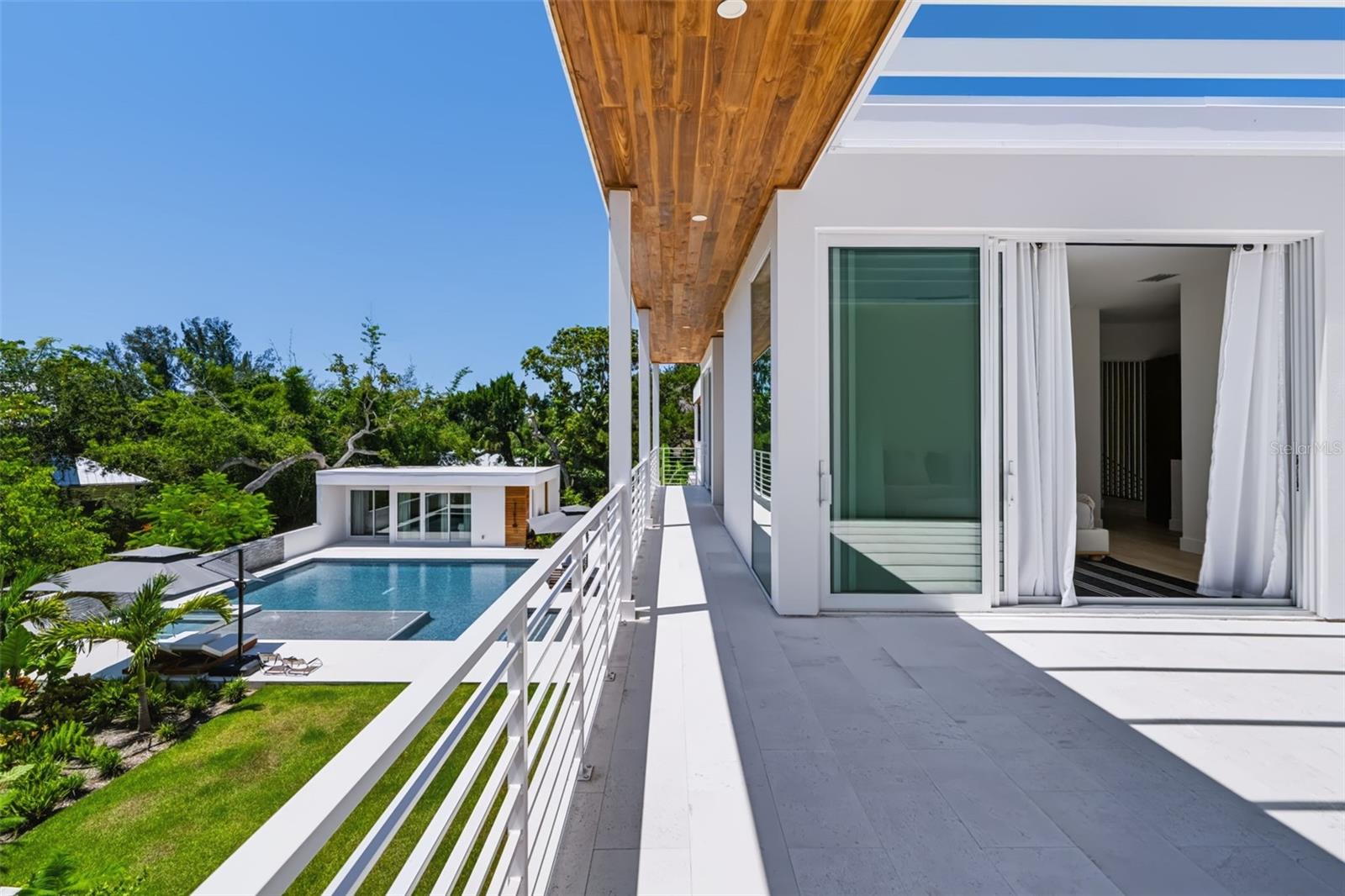 A4703037 Property Photo