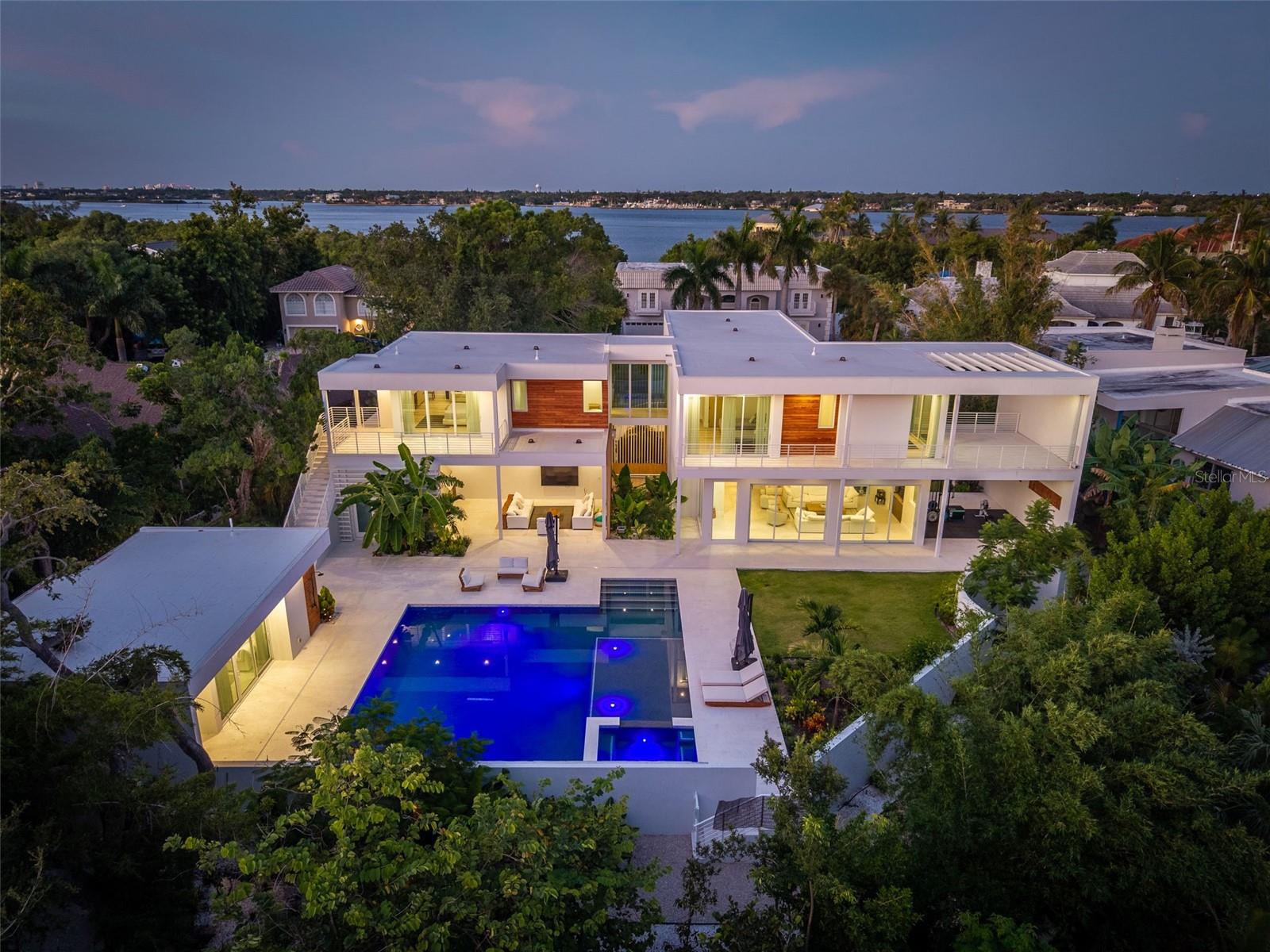 A4703037 Property Photo