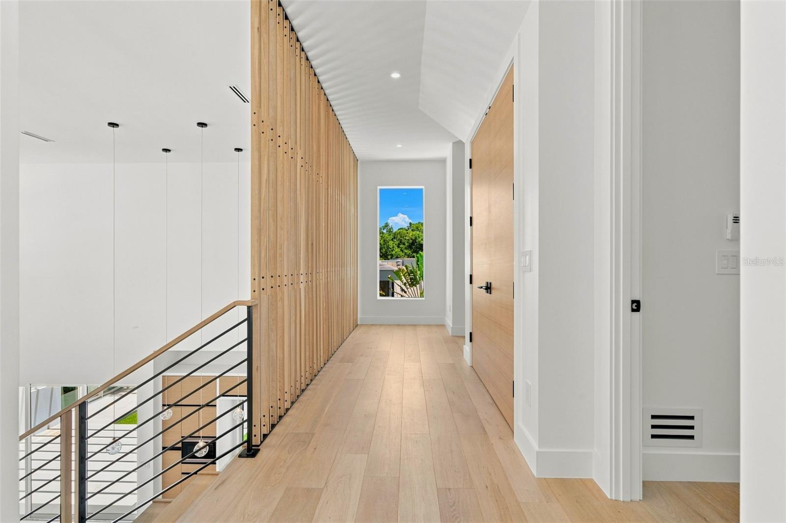 A4703037 Property Photo