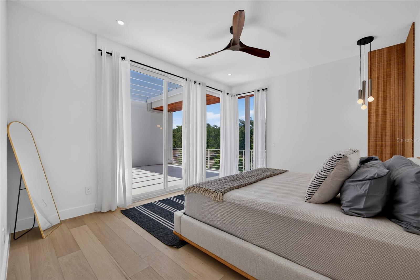 A4703037 Property Photo