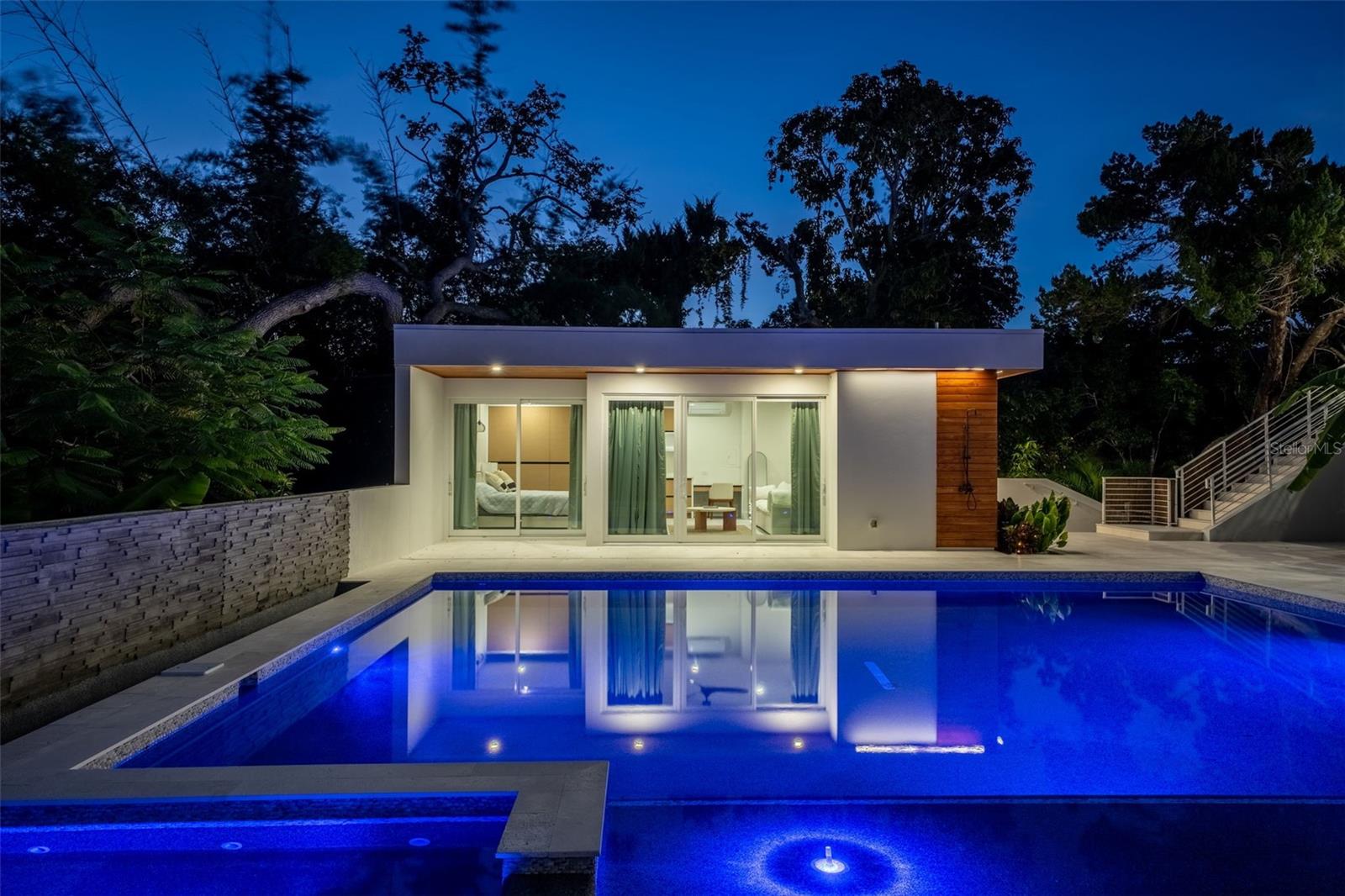 A4703037 Property Photo