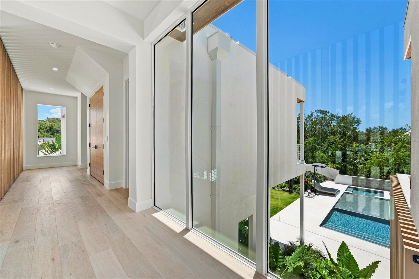 A4703037 Property Photo