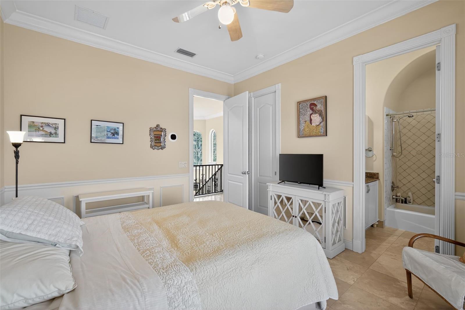 A4703040 Property Photo