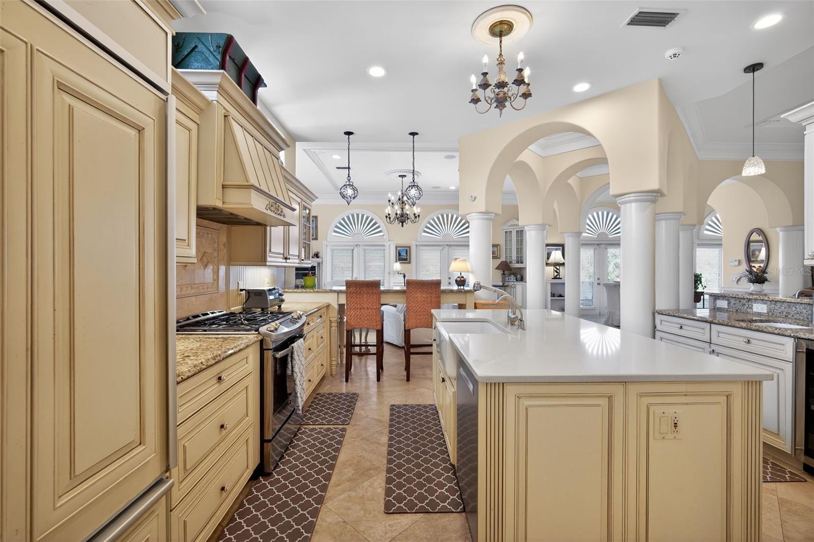 A4703040 Property Photo