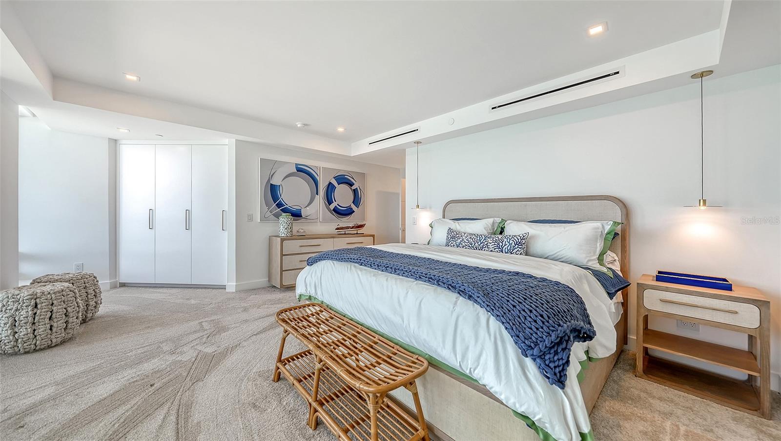 A4703088 Property Photo