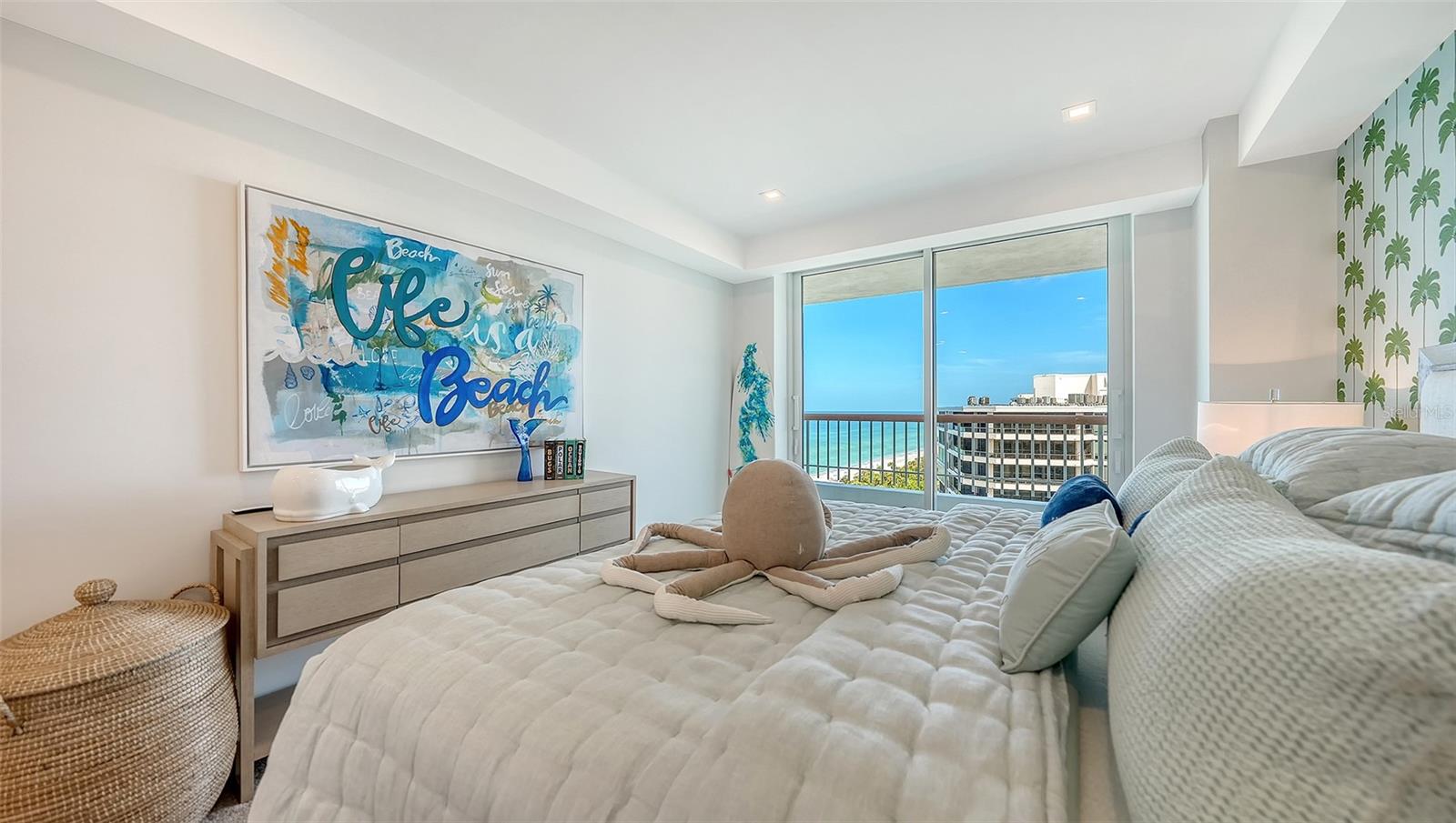 A4703088 Property Photo