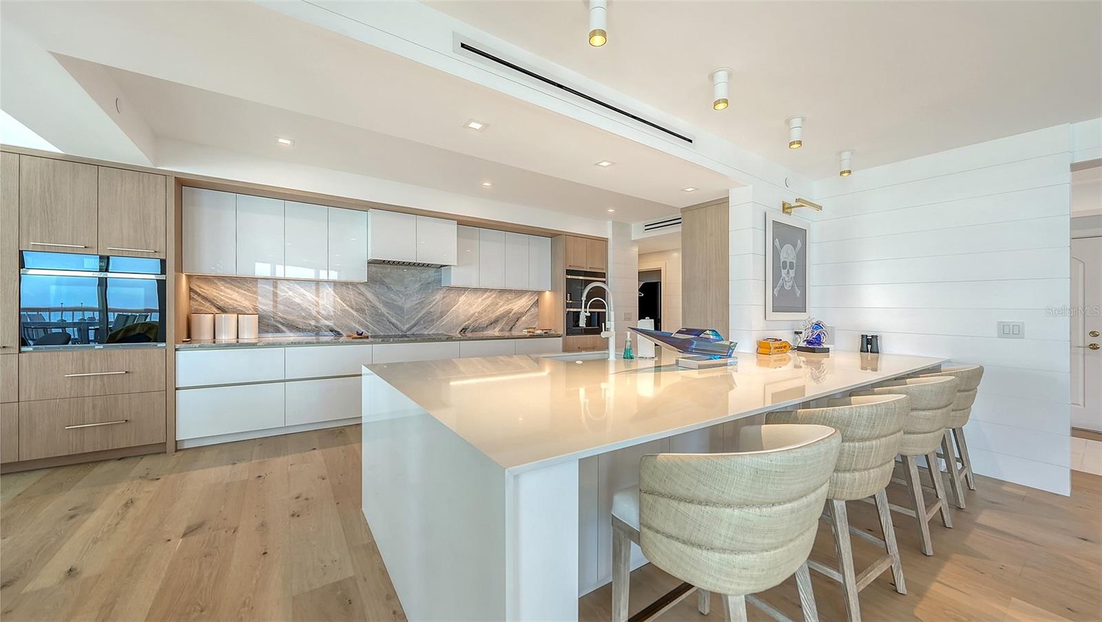 A4703088 Property Photo