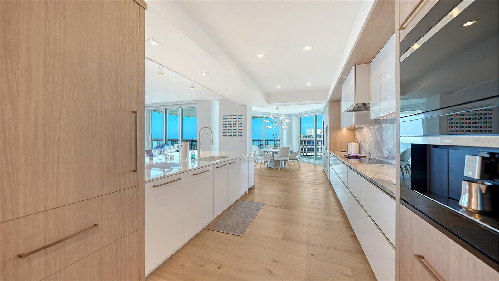 A4703088 Property Photo