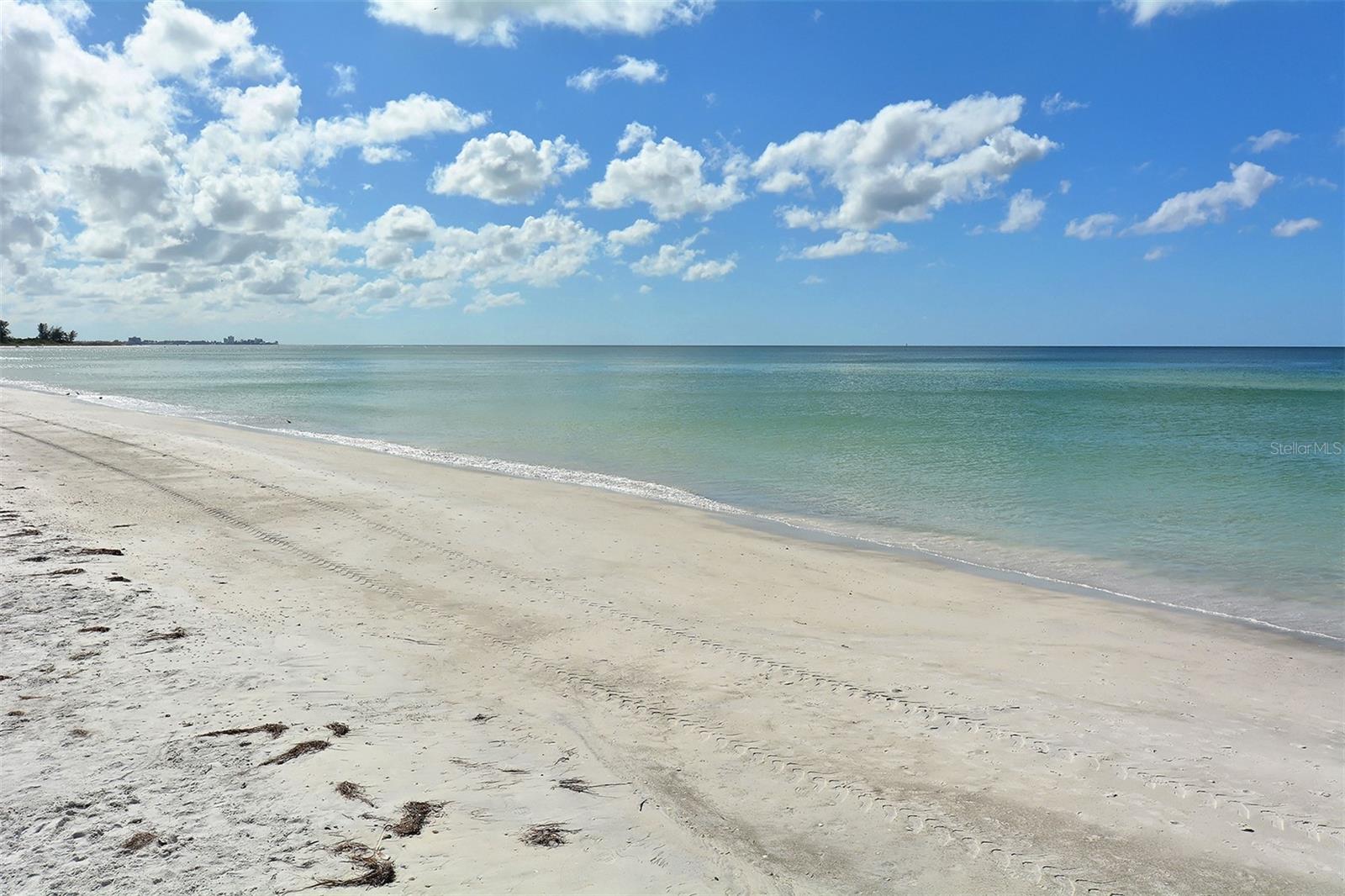 A4703088 Property Photo