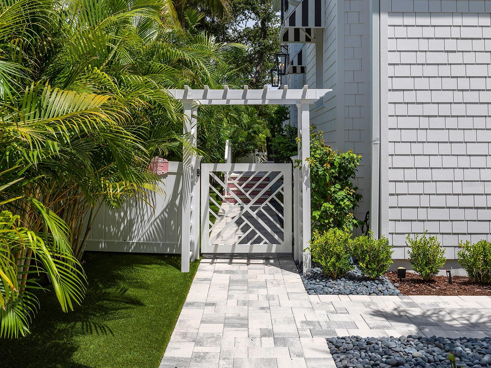A4703102 Property Photo