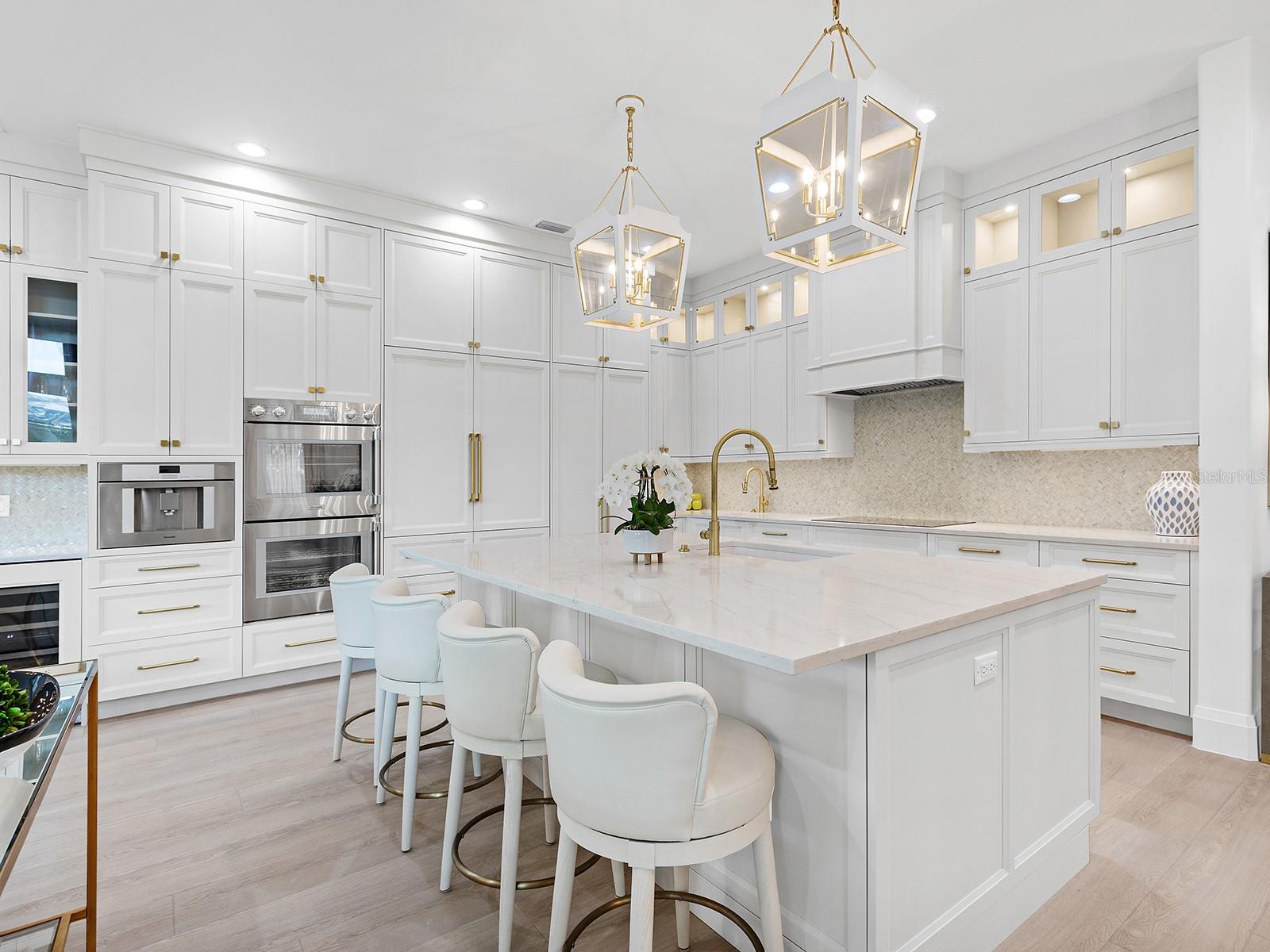 A4703102 Property Photo