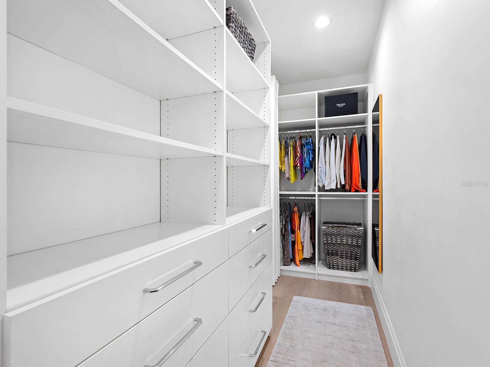 A4703102 Property Photo