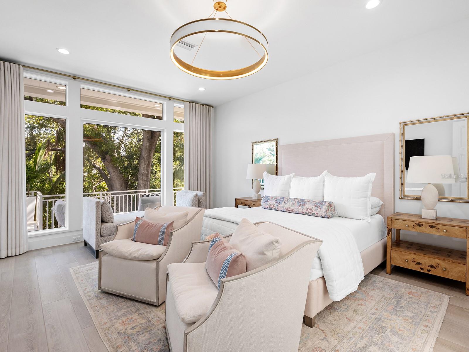 A4703102 Property Photo