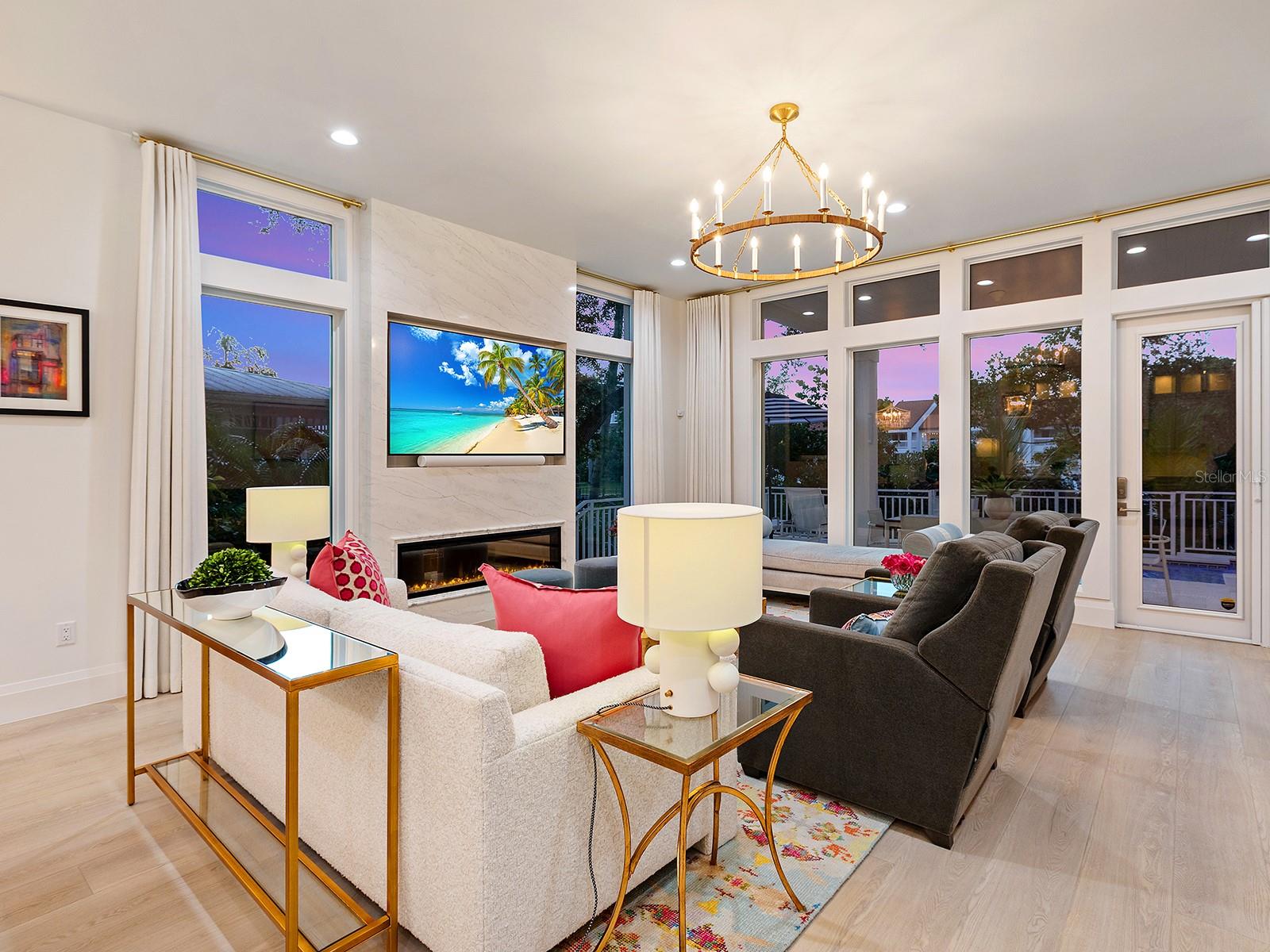 A4703102 Property Photo