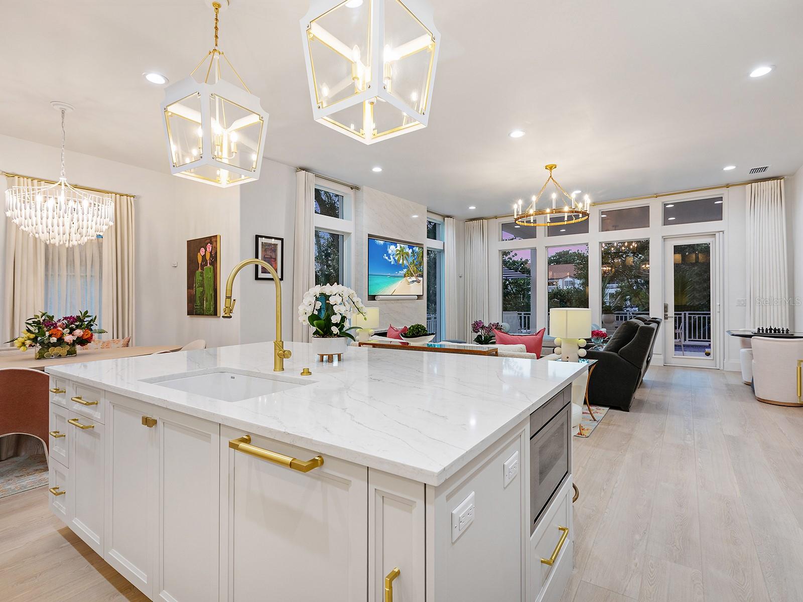 A4703102 Property Photo