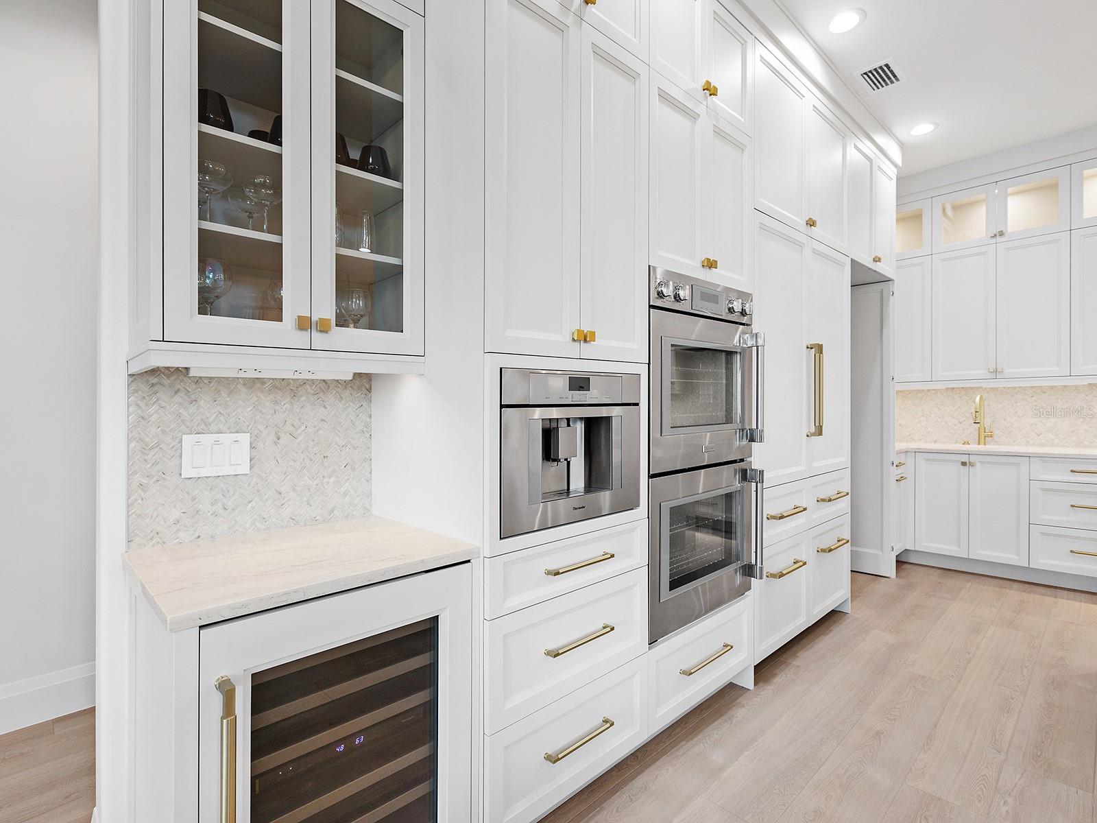 A4703102 Property Photo