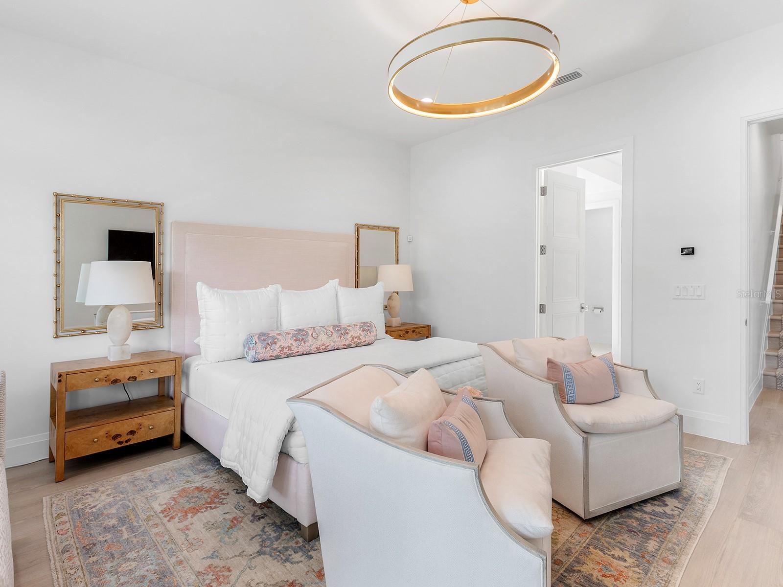 A4703102 Property Photo