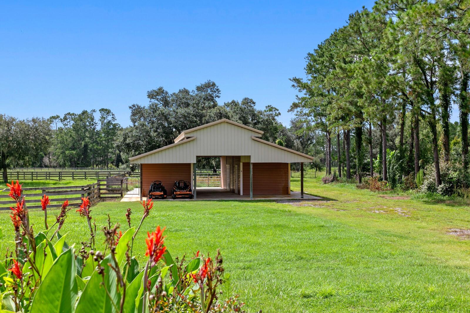 TB8539371 Property Photo