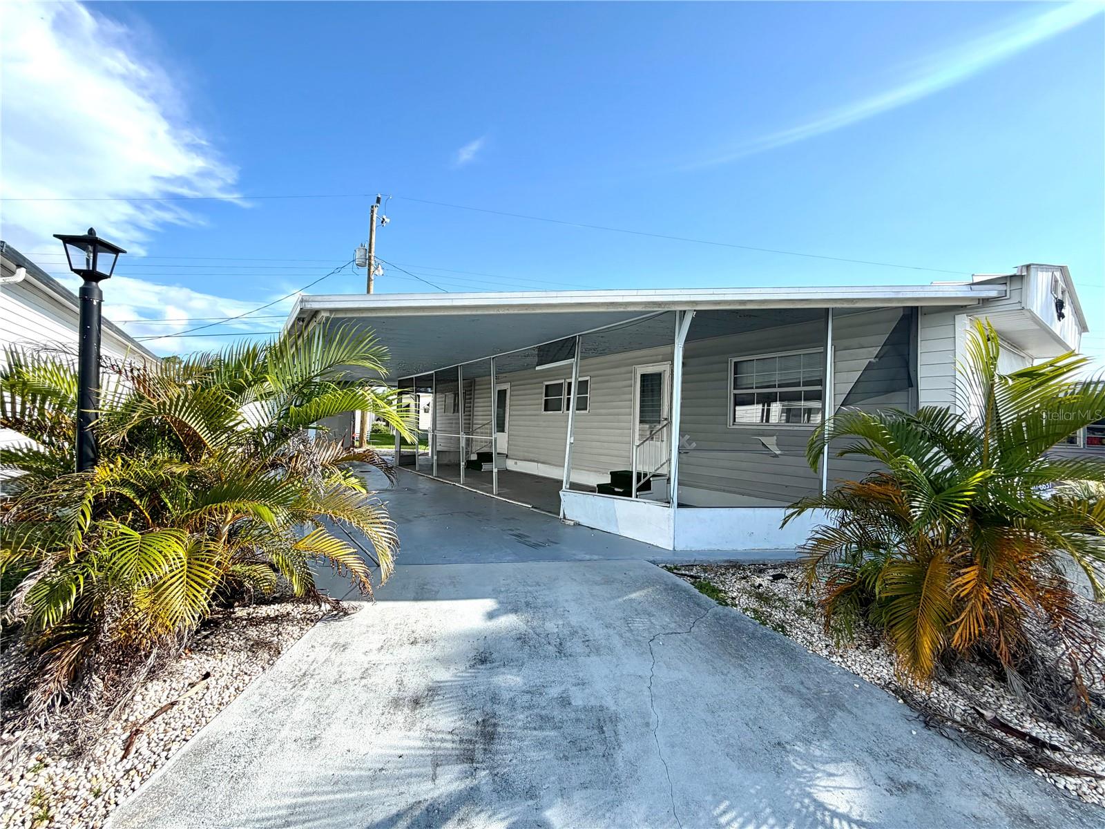 MLS# TB8539824 Property Photo