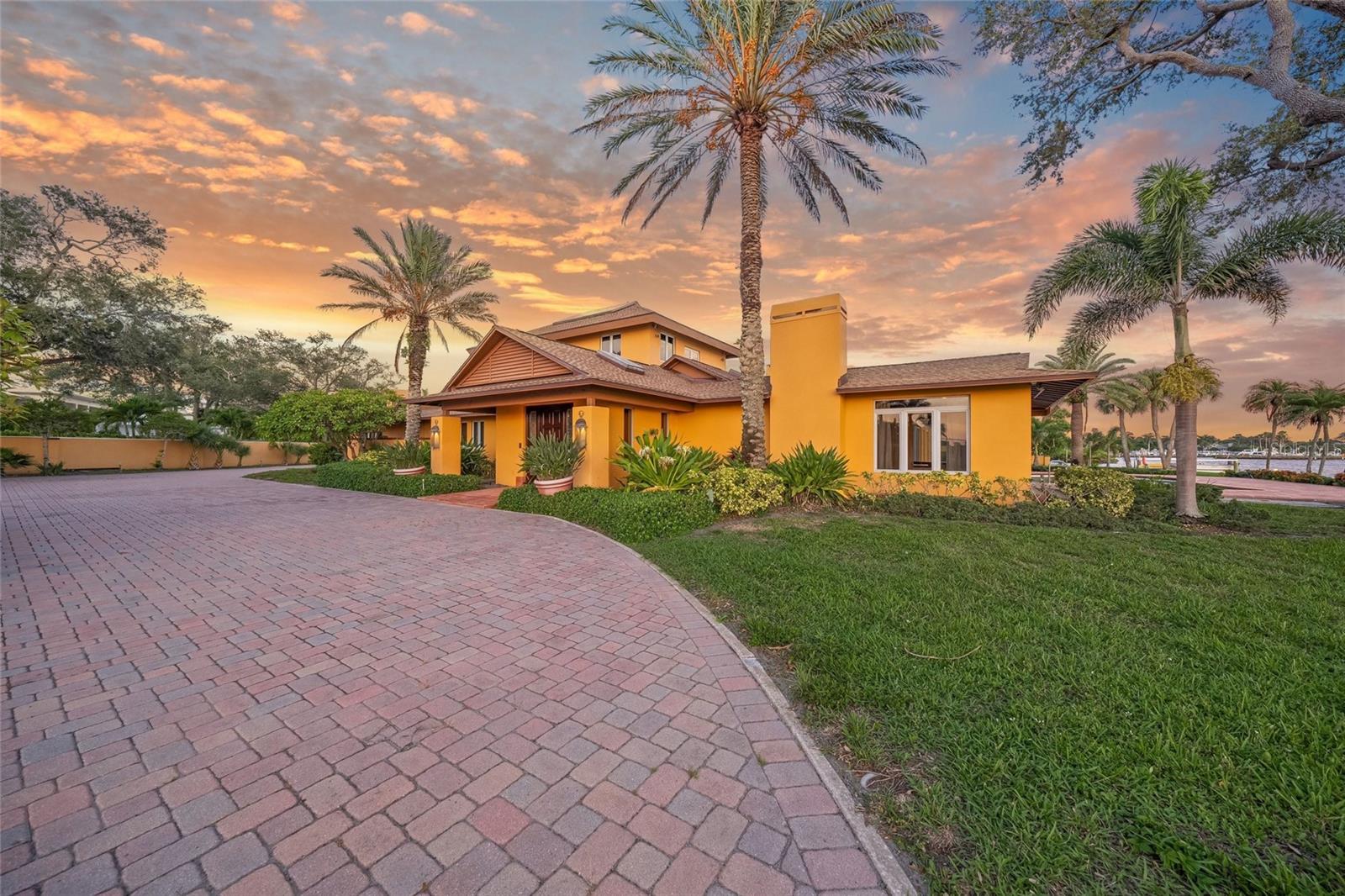A4703378 Property Photo
