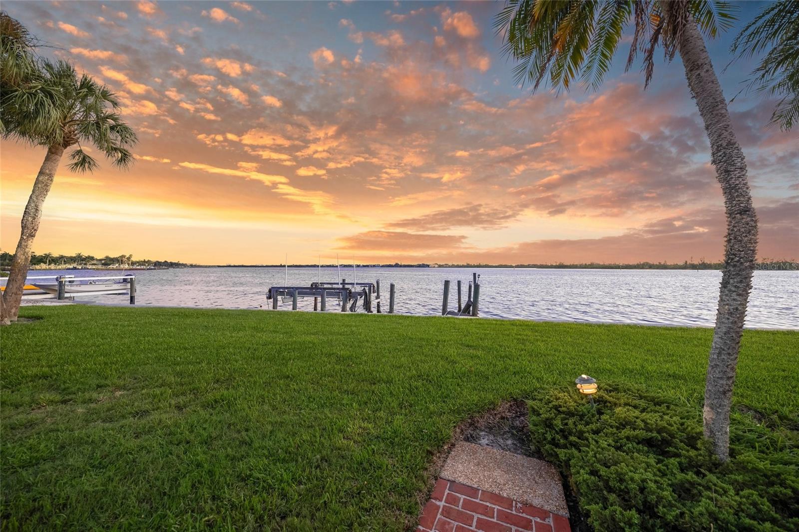 A4703378 Property Photo