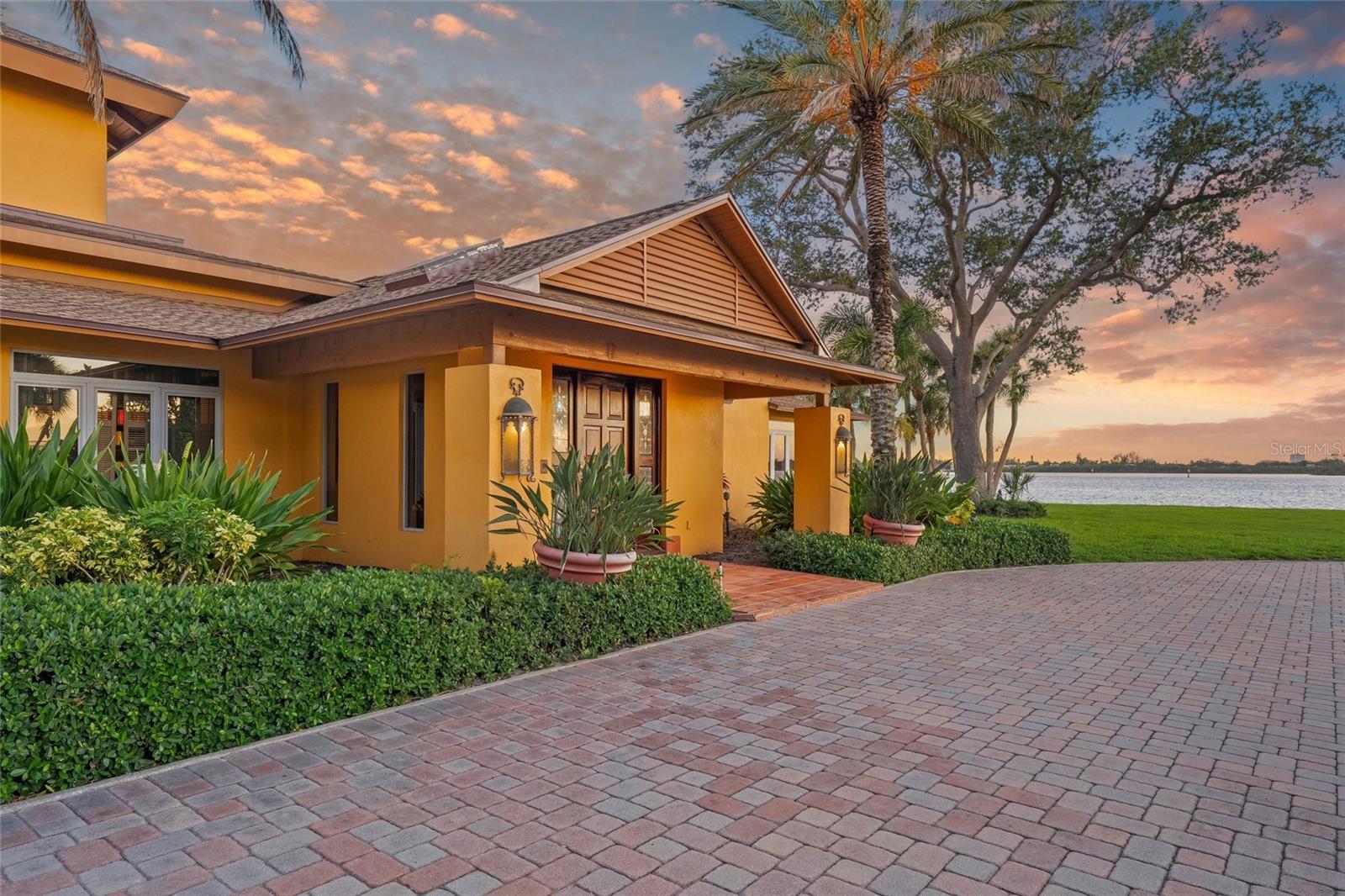 A4703378 Property Photo