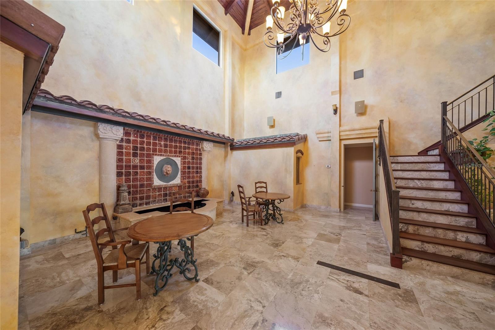 A4703378 Property Photo