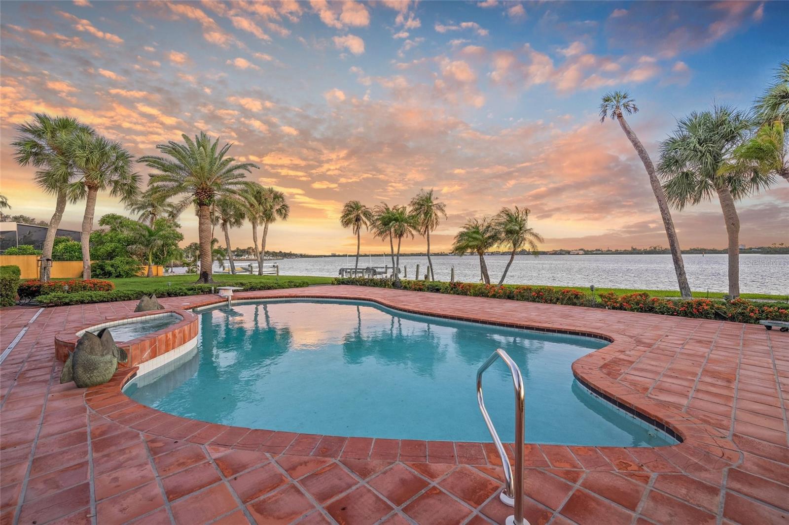A4703378 Property Photo