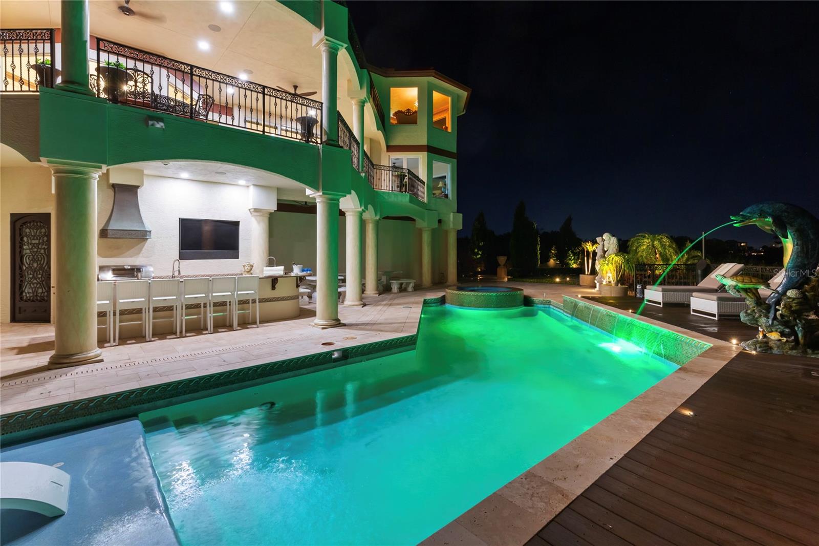 TB8540220 Property Photo