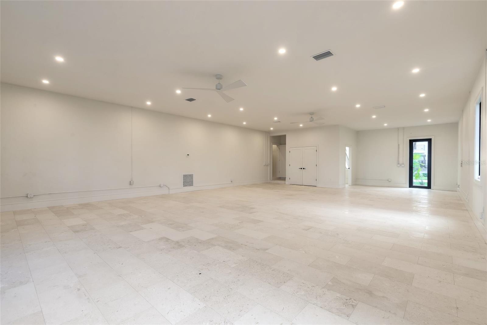 NS1089034 Property Photo