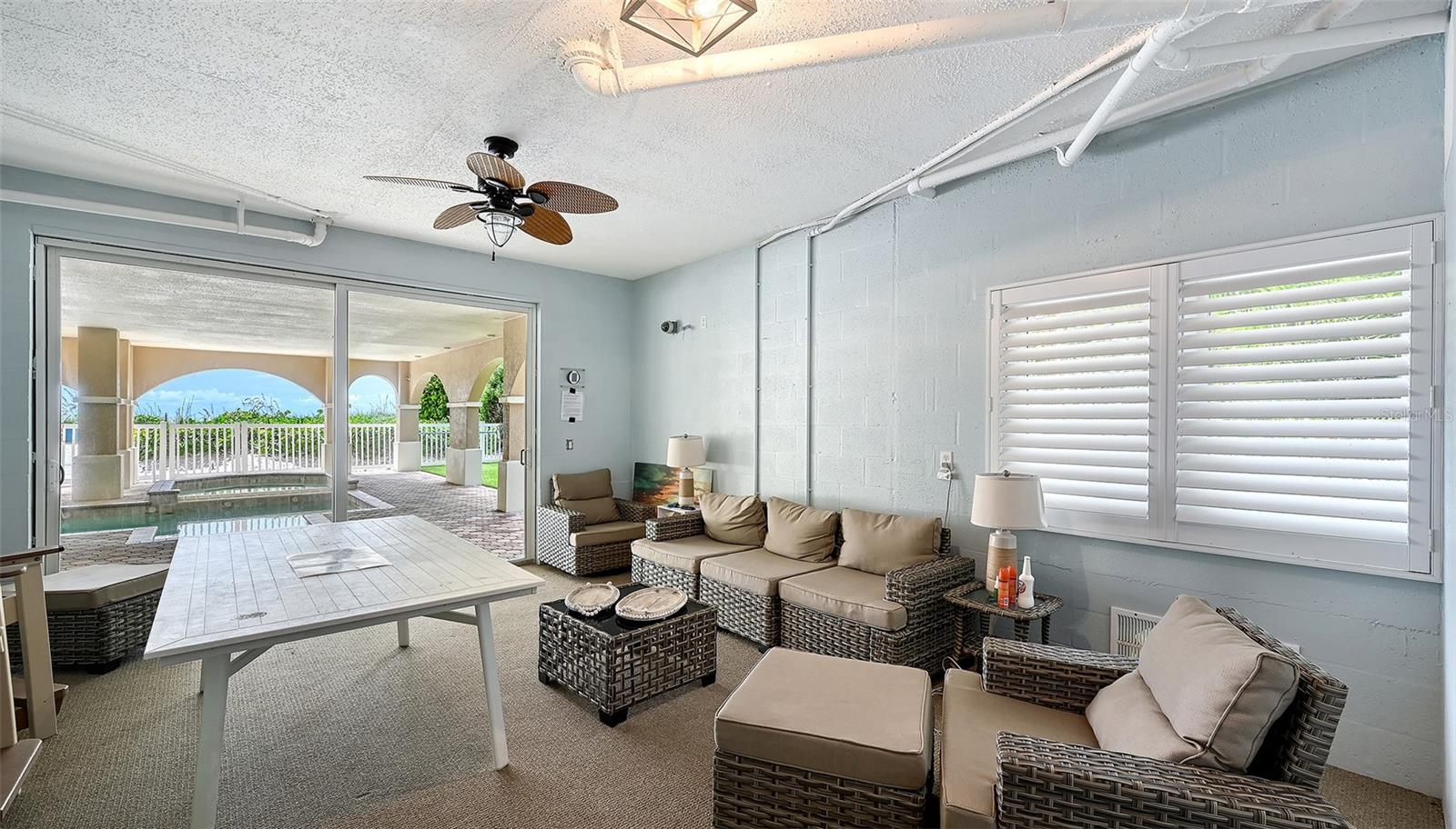 A4703507 Property Photo