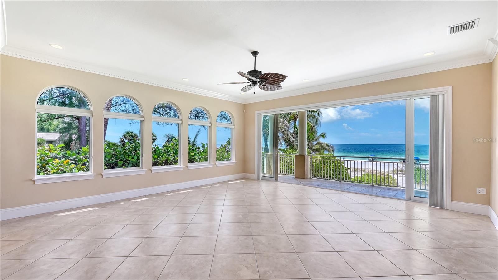 A4703507 Property Photo