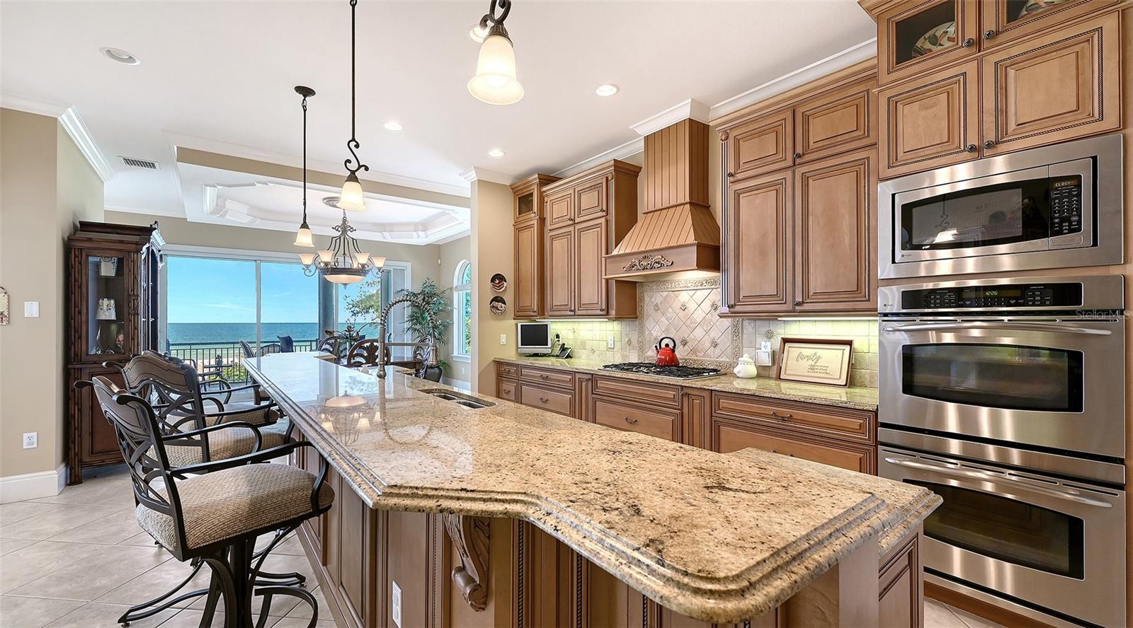 A4703507 Property Photo