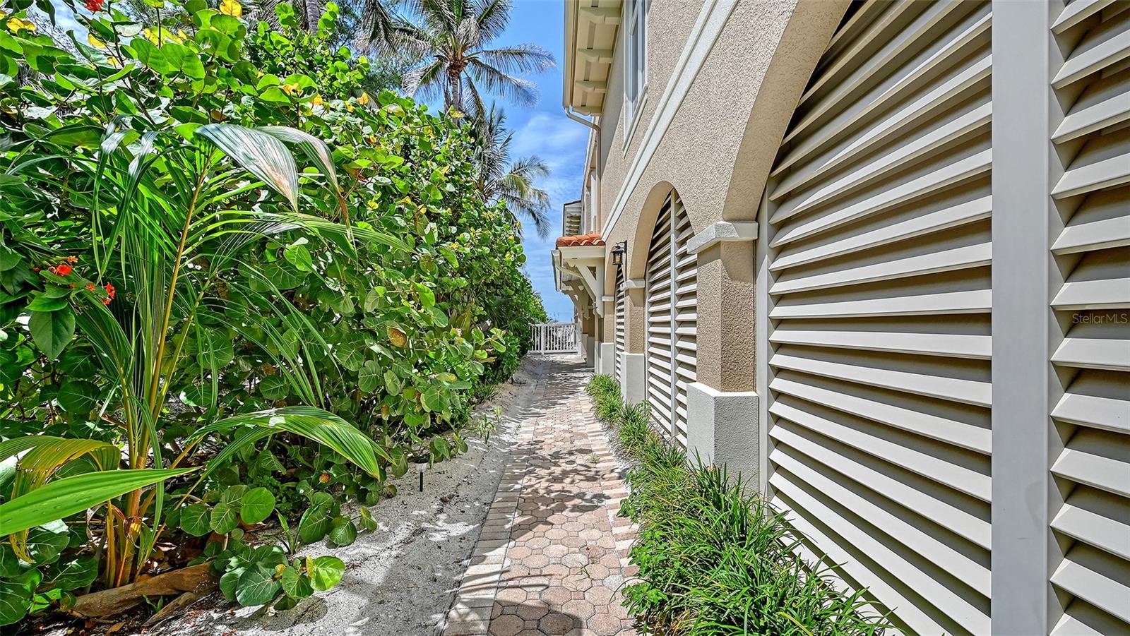A4703507 Property Photo