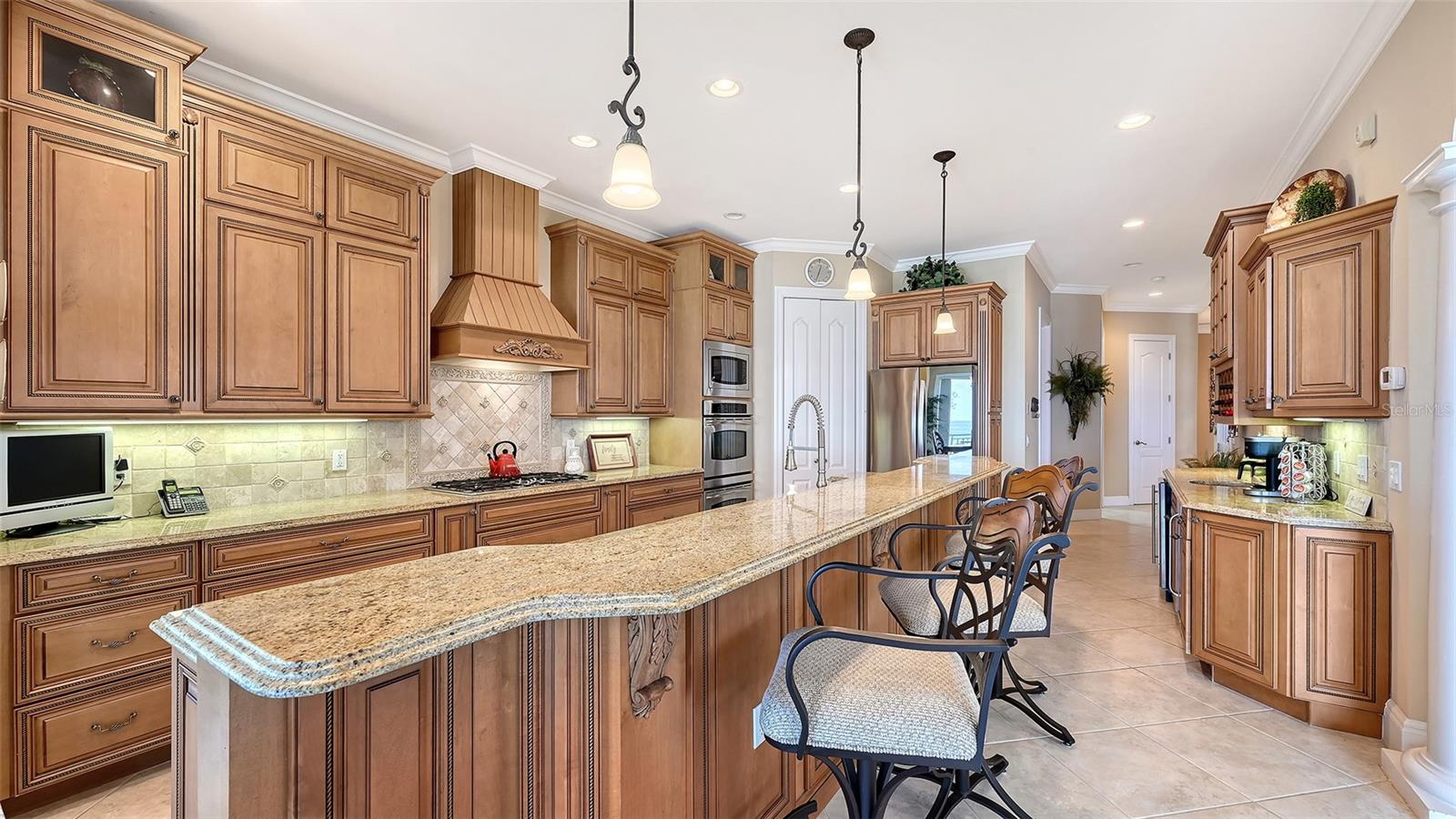 A4703507 Property Photo