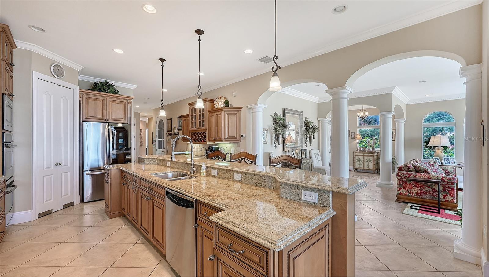 A4703507 Property Photo