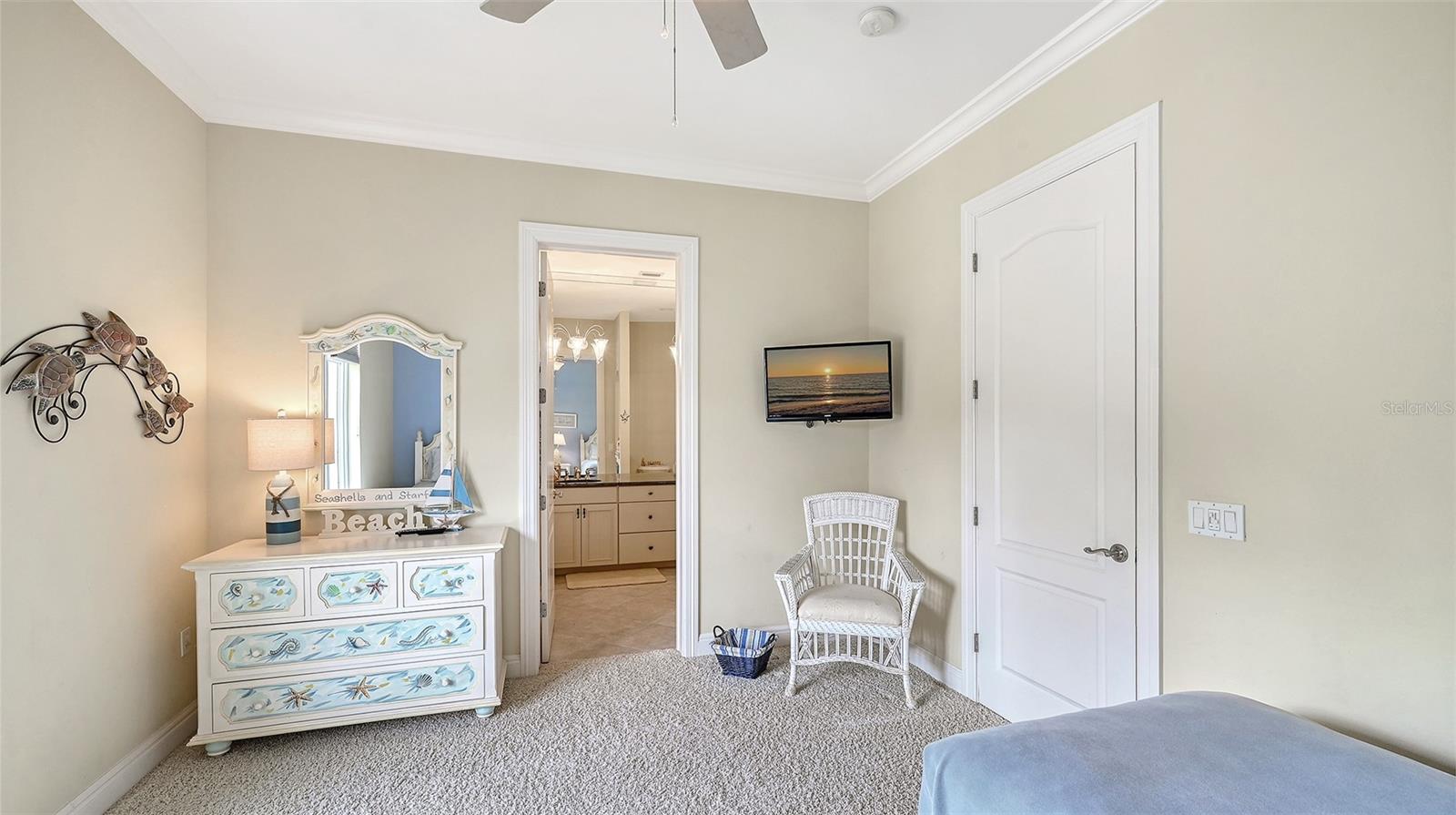 A4703507 Property Photo