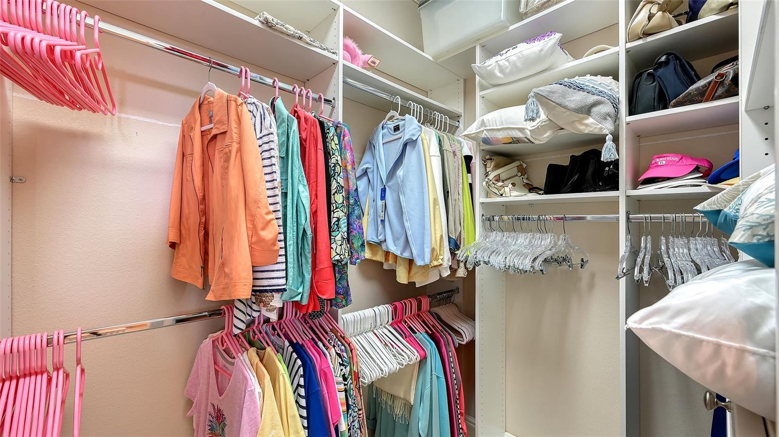 A4703507 Property Photo