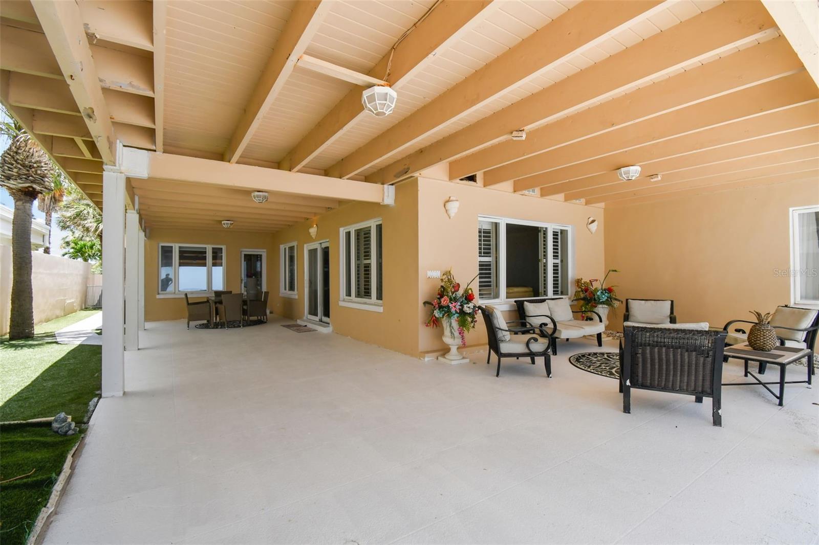 TB8542071 Property Photo