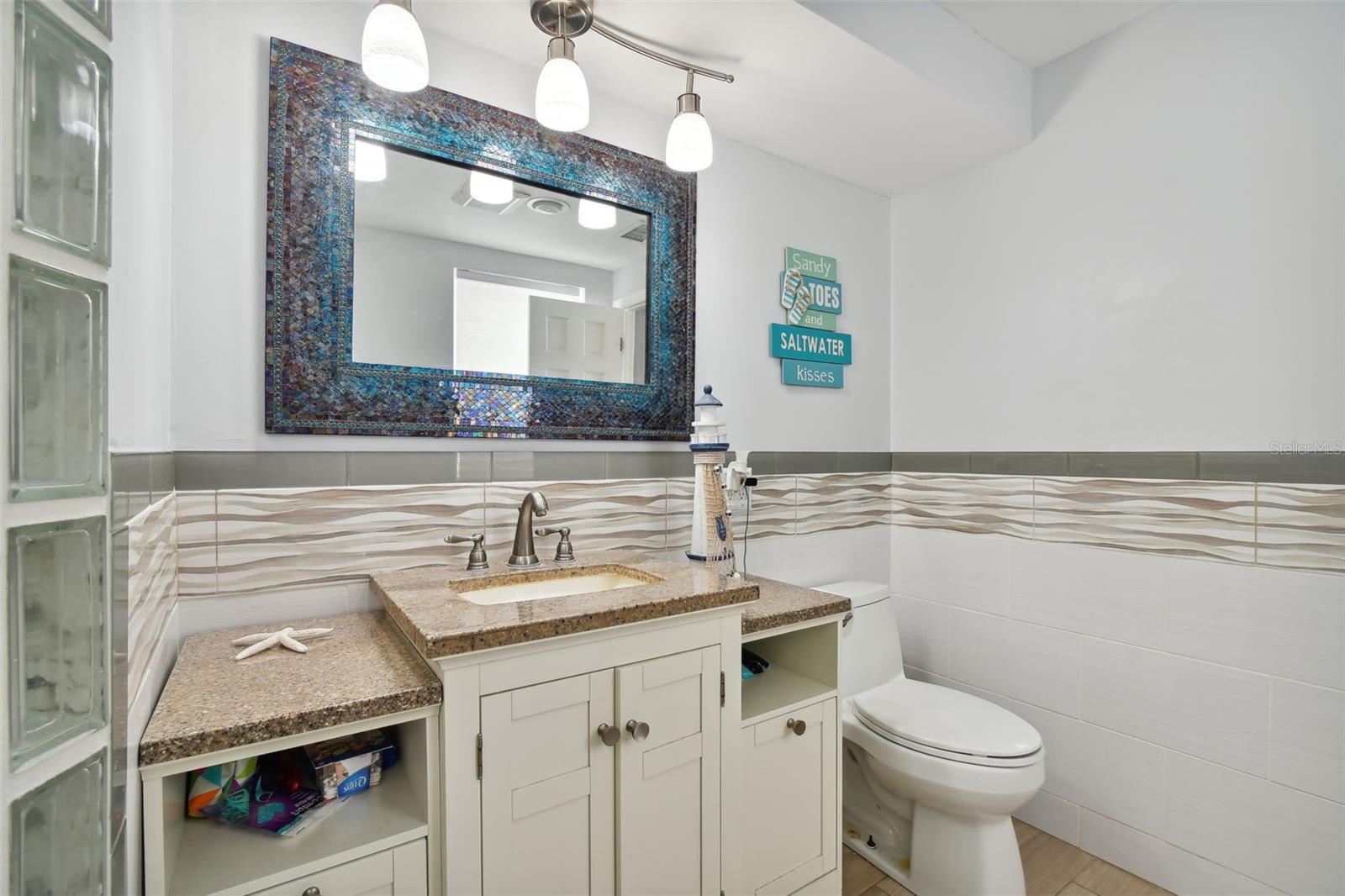 TB8542071 Property Photo