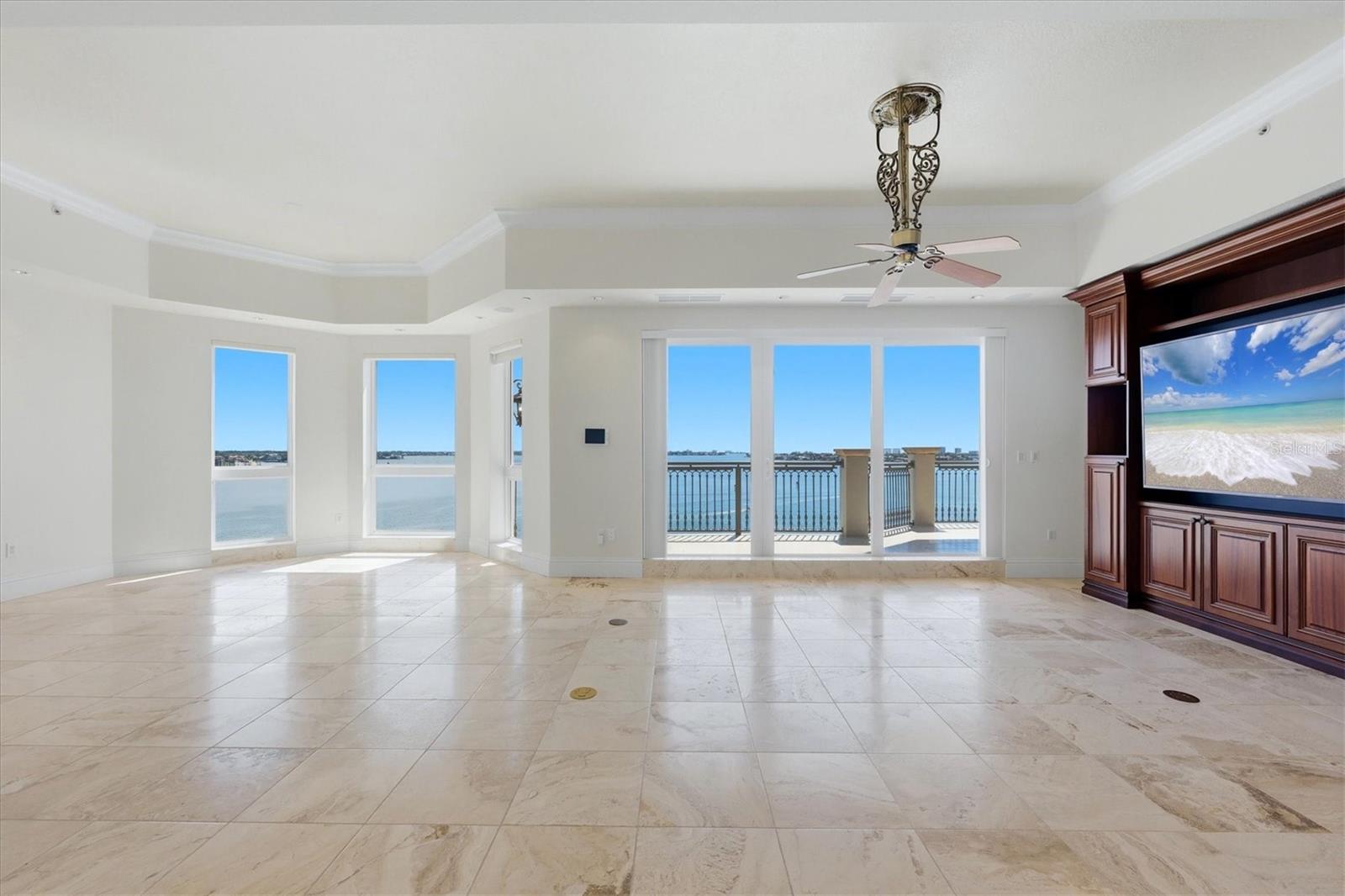 A4703976 Property Photo