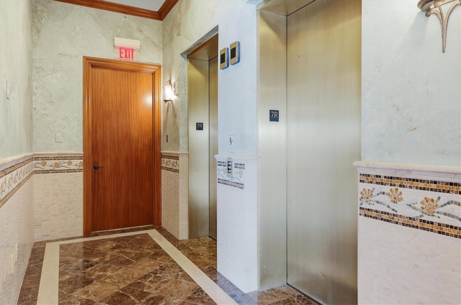 A4703976 Property Photo