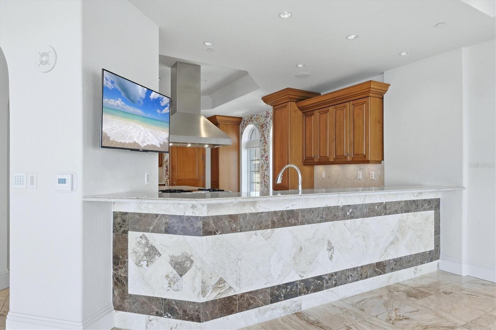 A4703976 Property Photo