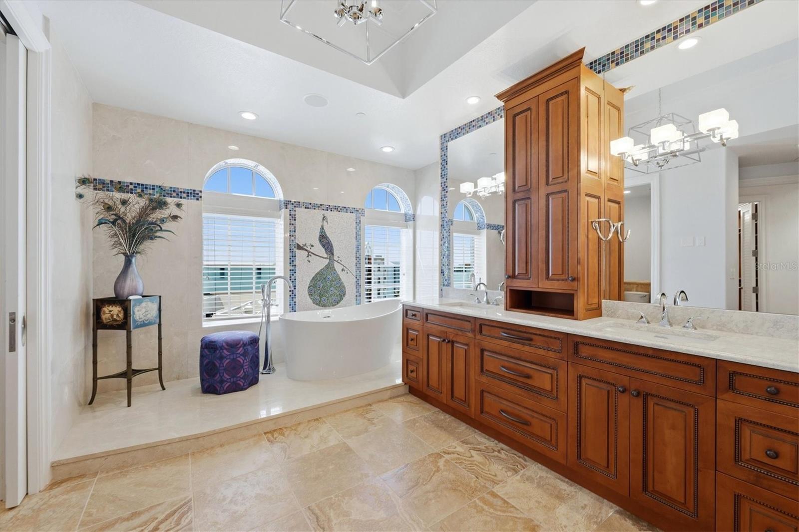 A4703976 Property Photo
