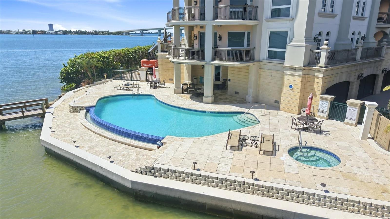 A4703976 Property Photo