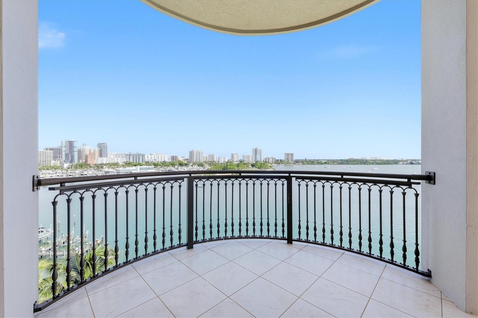 A4703976 Property Photo