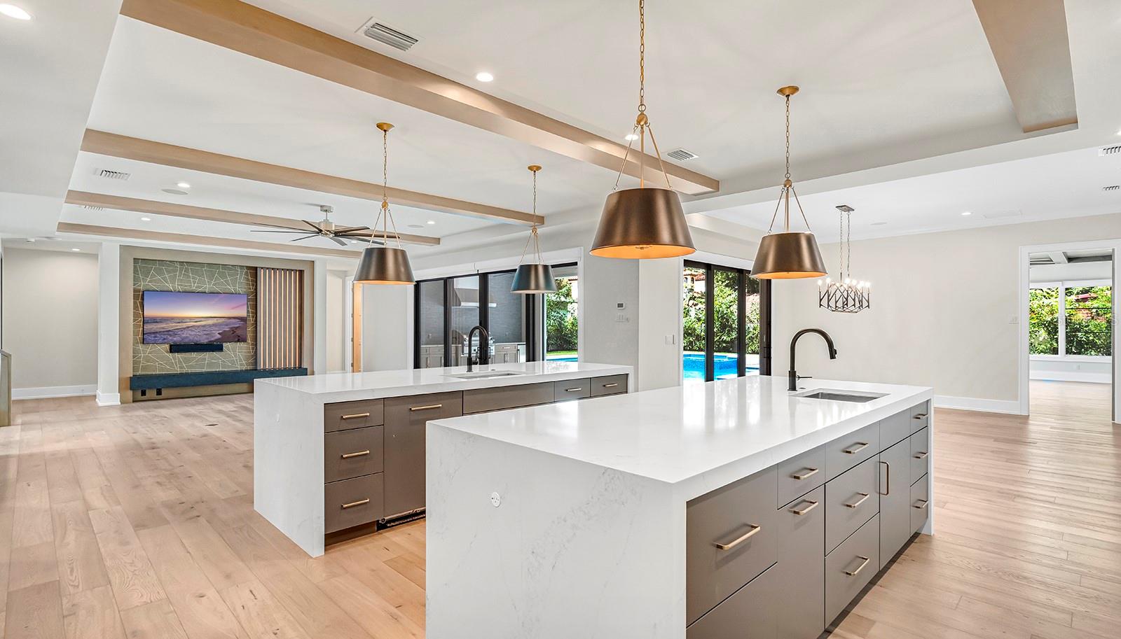 O6437917 Property Photo