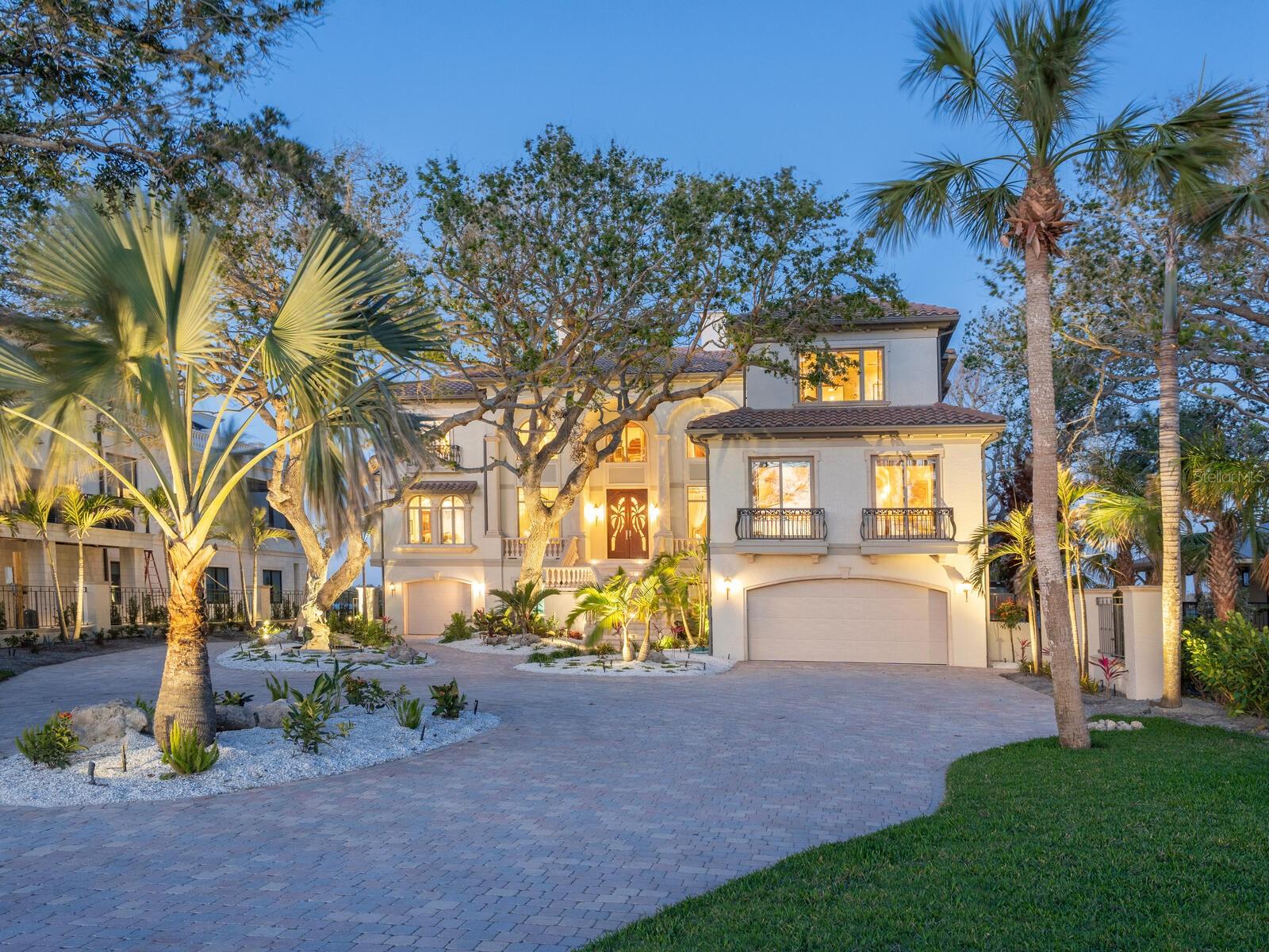 A4704643 Property Photo