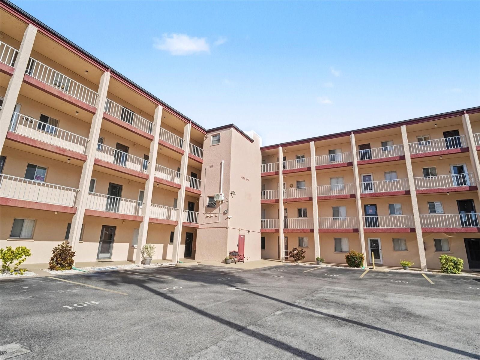 MLS# A4704722 Property Photo