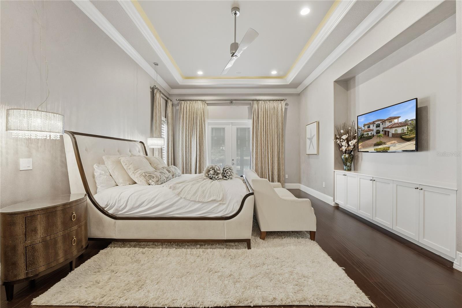 O6438655 Property Photo